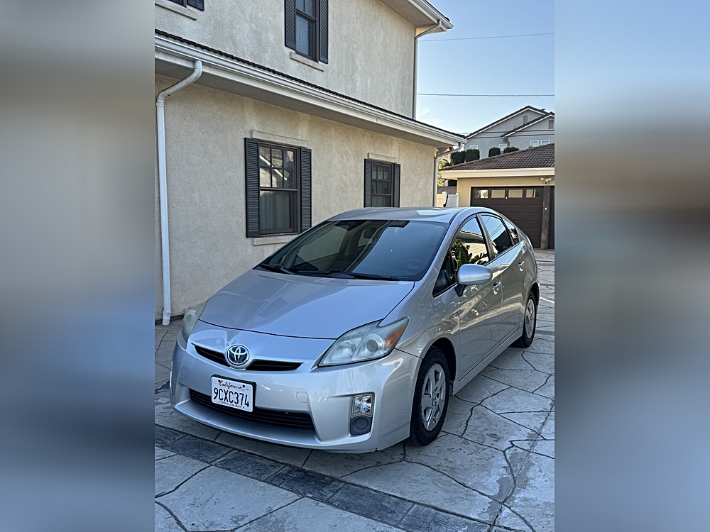 2010 Toyota Prius II