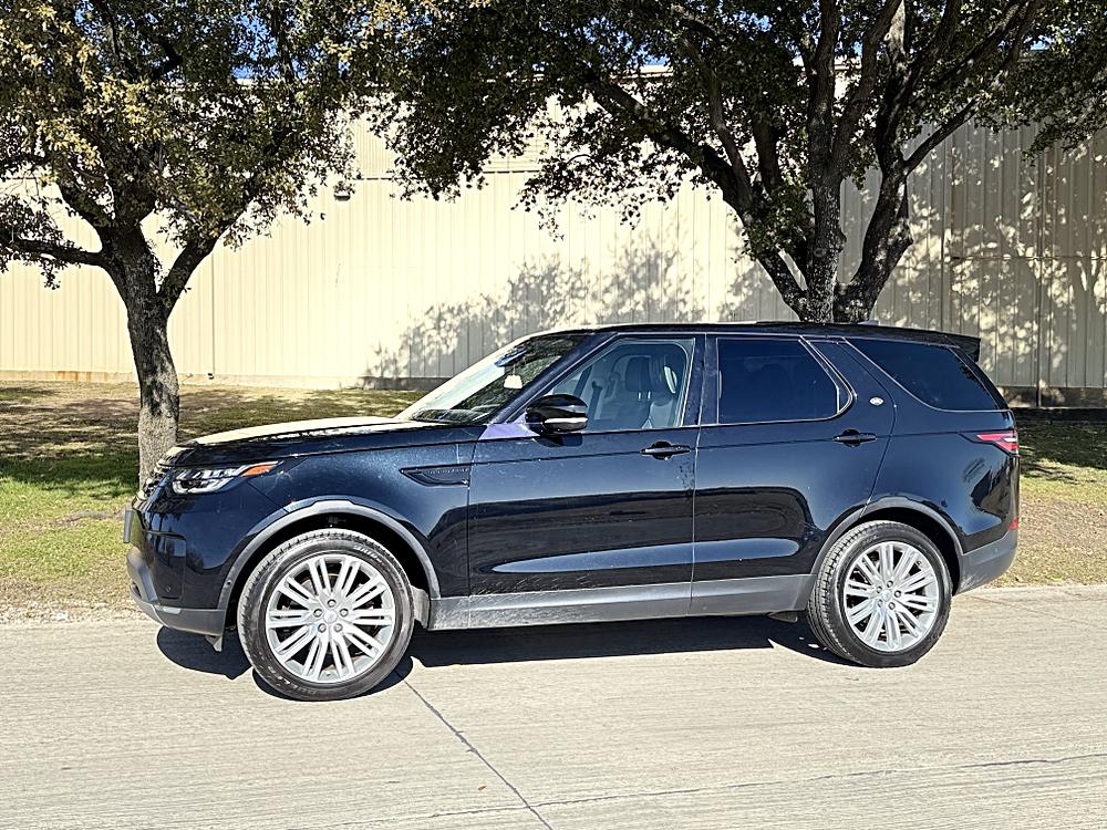 2017 Land Rover Discovery First Edition