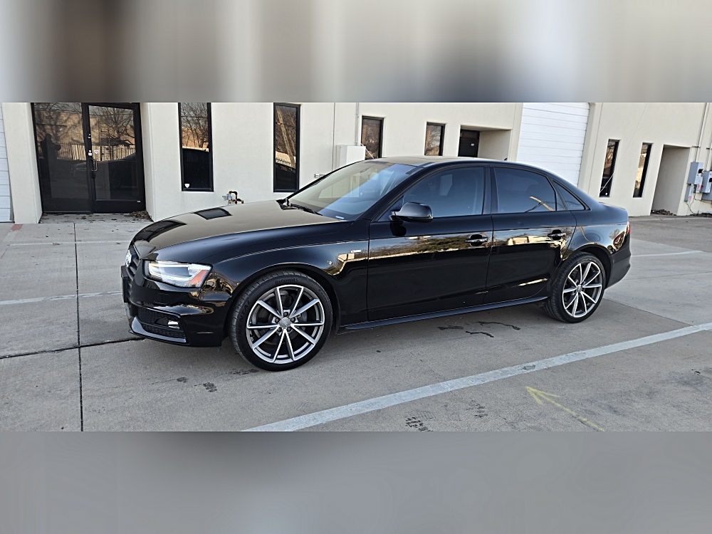 2016 Audi A4 Premium's photo