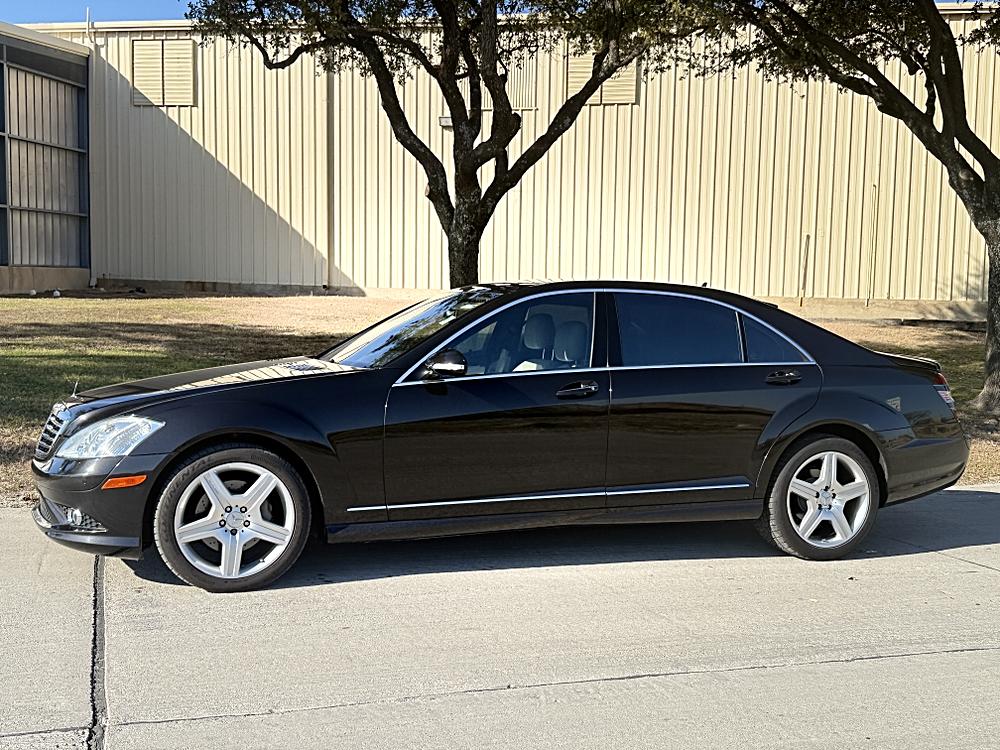 2009 Mercedes-Benz S-Class S550