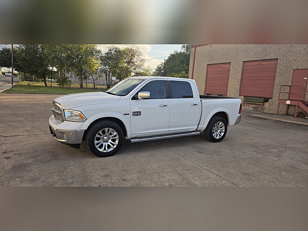 2015 RAM 1500 Pickup