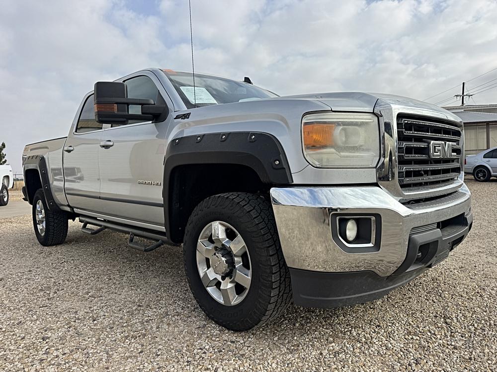 2015 GMC Sierra 4WD Crew Cab Standard Box SLE's photo