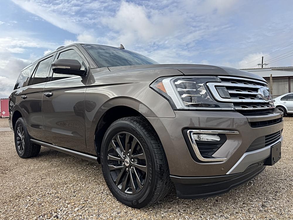 2019 Ford Expedition Limited's photo