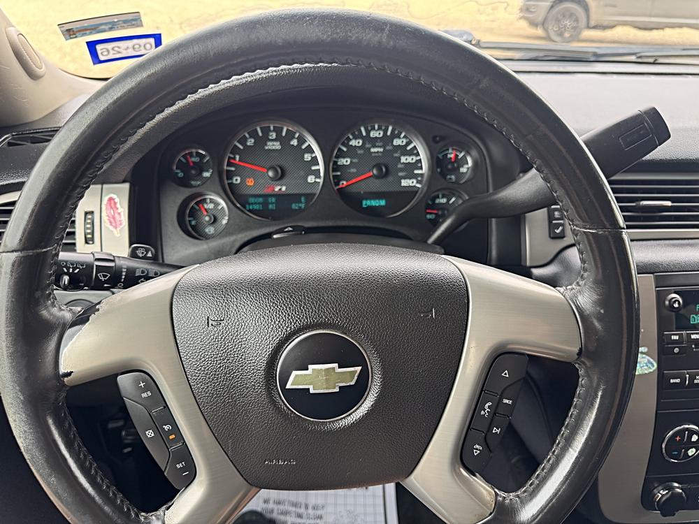 2014 Chevrolet Tahoe LT - Photo 16