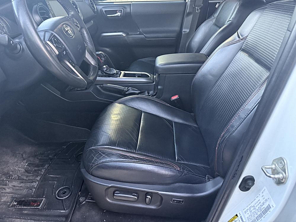 2020 Toyota Tacoma TRD Pro - Photo 10