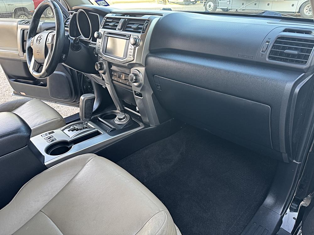 2021 Toyota 4Runner SR5 Premium - Photo 34