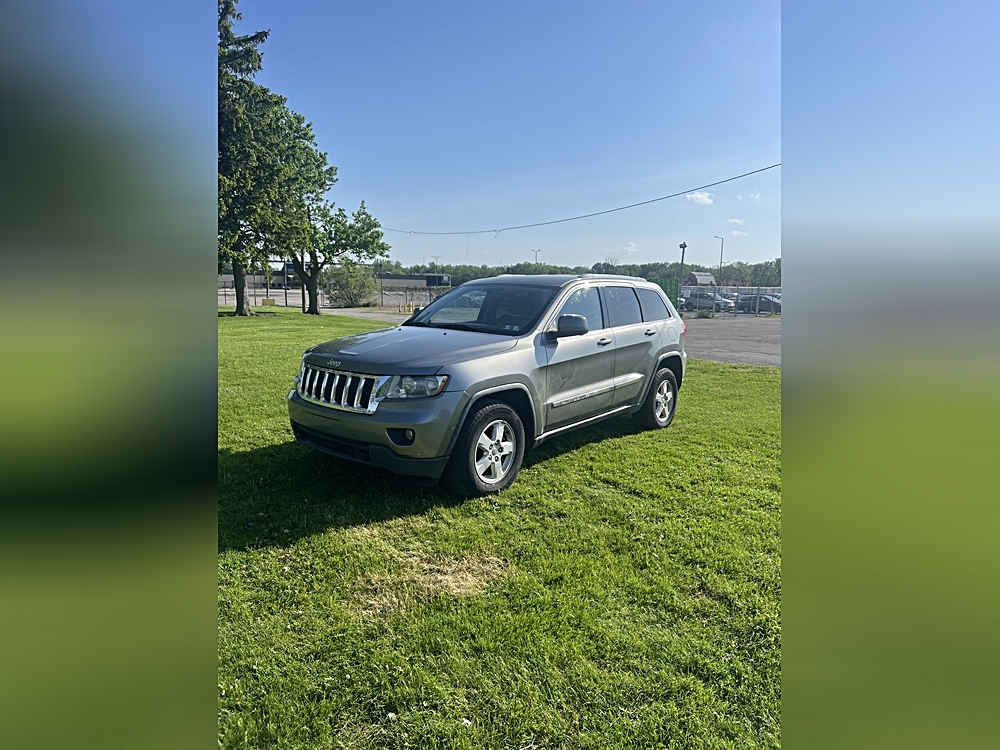 2011 Jeep Grand Cherokee's photo