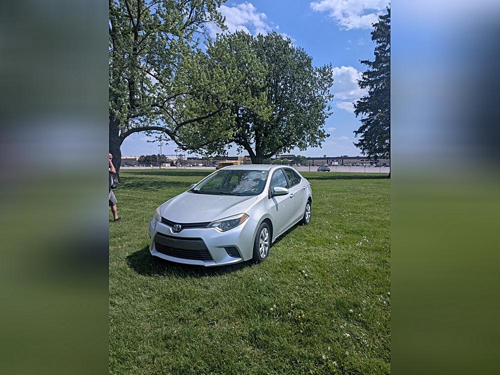 2015 Toyota Corolla LE AT's photo