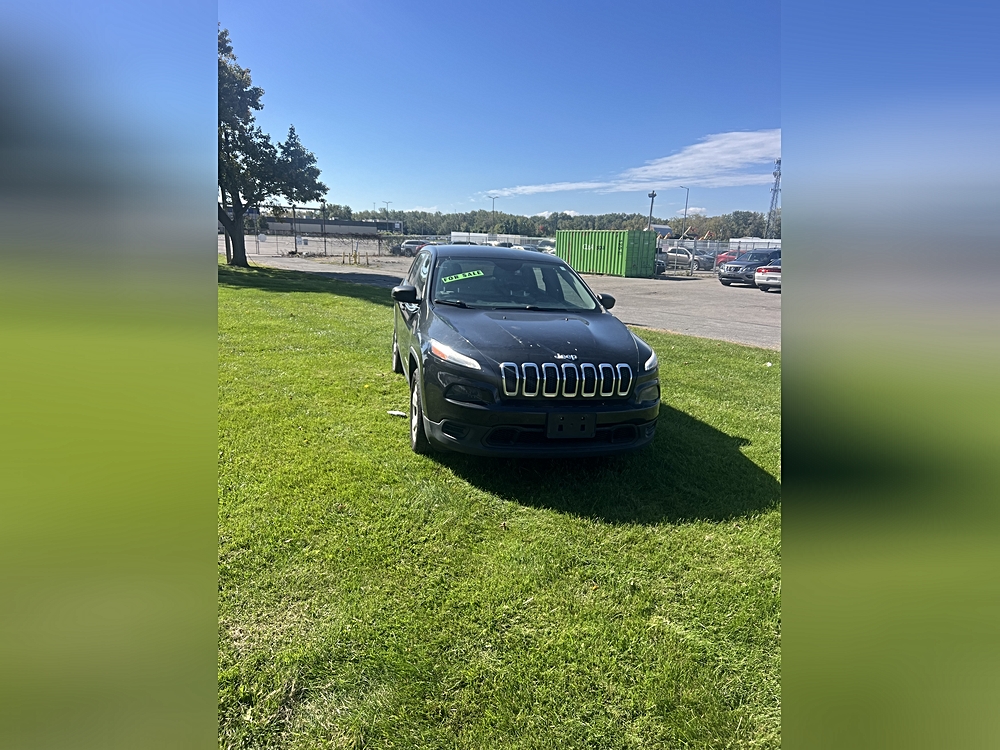 2015 Jeep Cherokee Sport
