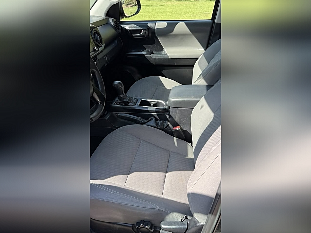 2021 Toyota Tacoma SR - Photo 10