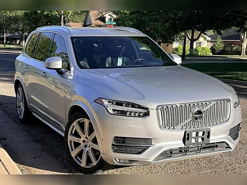 2016 Volvo XC90 T6 AWD Inscription's photo