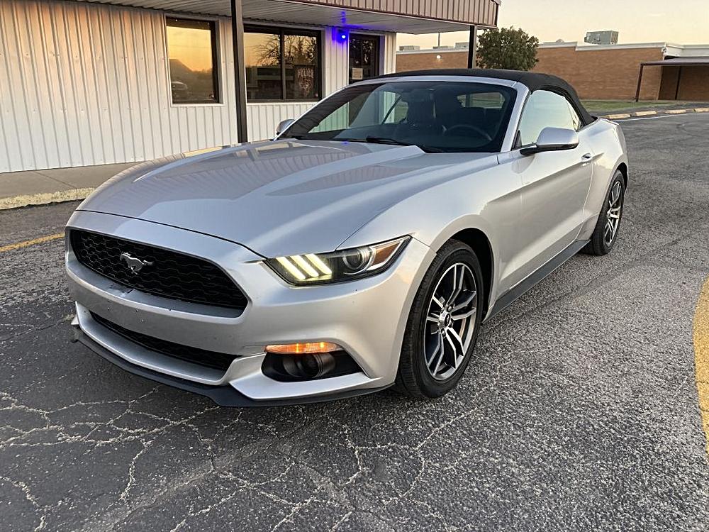 2017 Ford Mustang EcoBoost Premium's photo