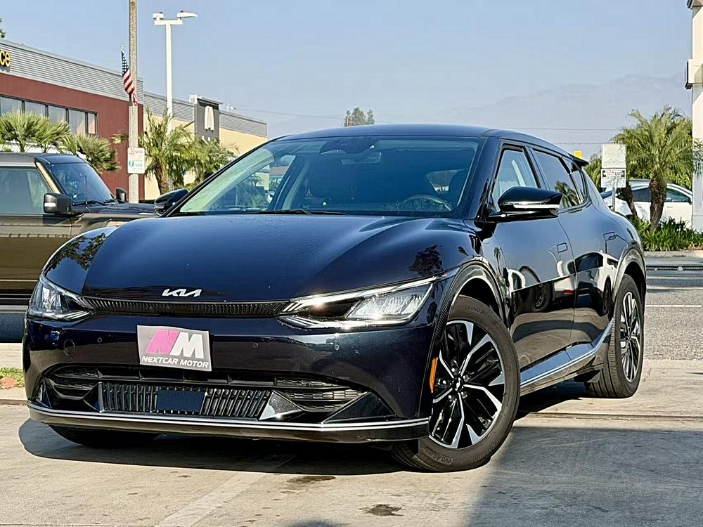 2022 Kia Ev6 Wind's photo