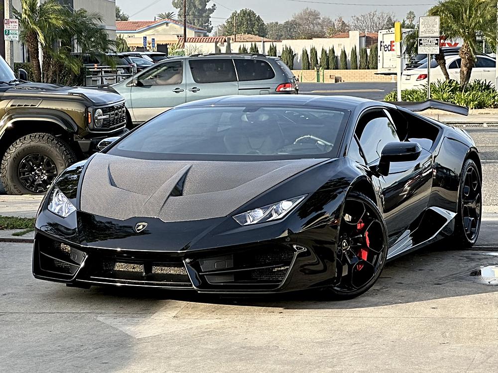 2017 Lamborghini Huracan Base's photo