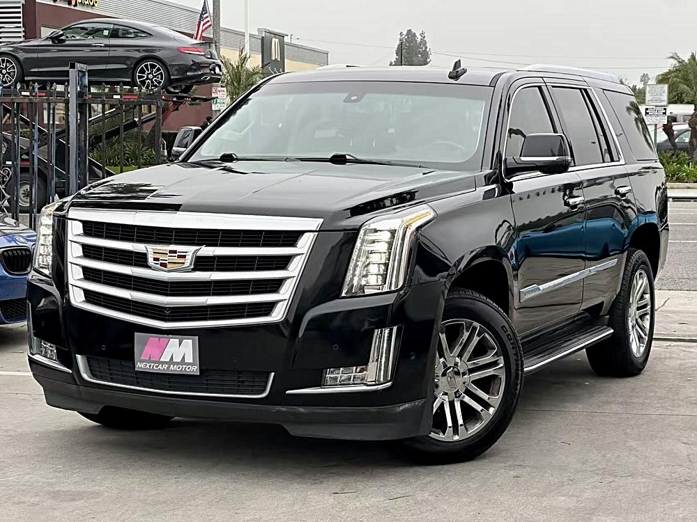 2018 Cadillac Escalade Base's photo