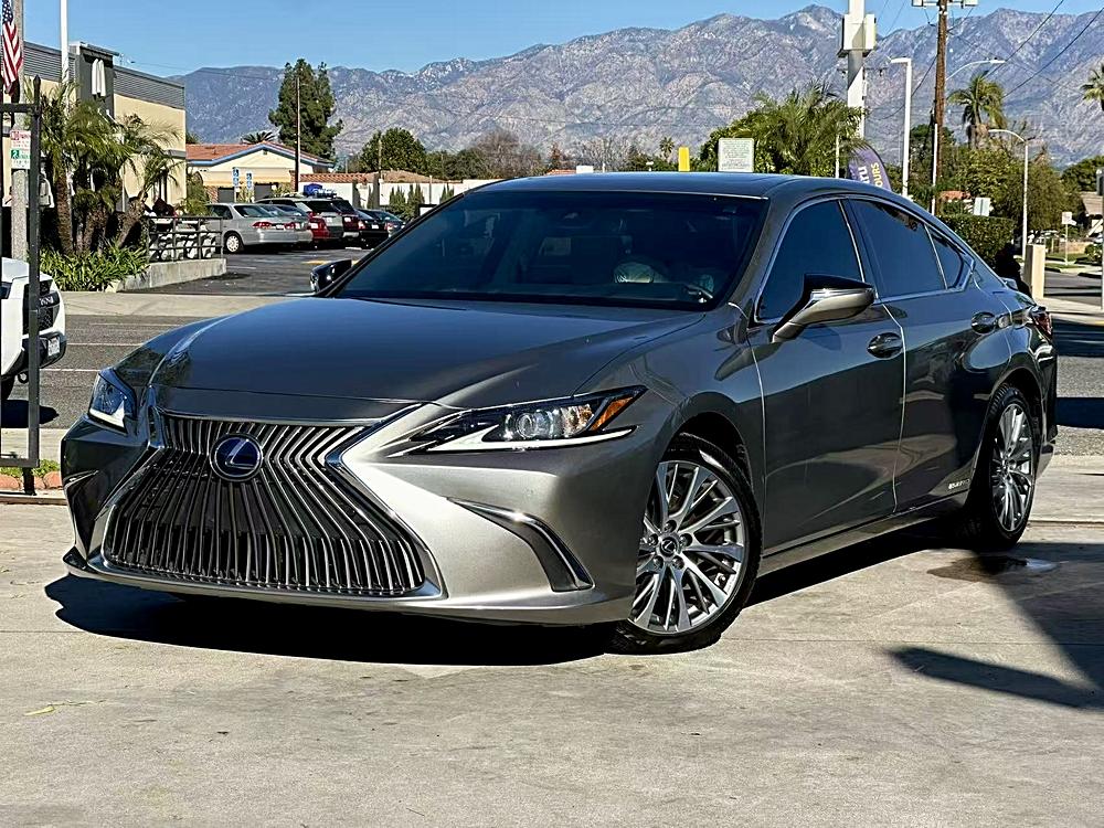 2021 Lexus ES Hybrid