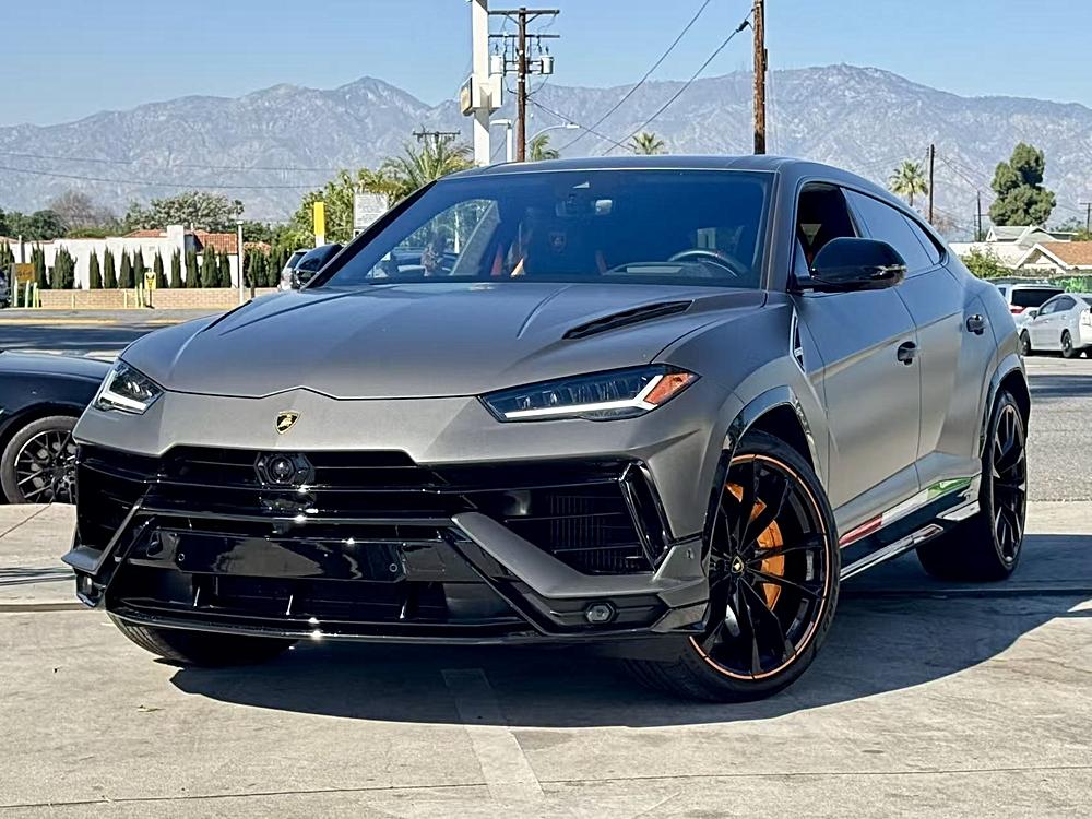 2024 Lamborghini Urus