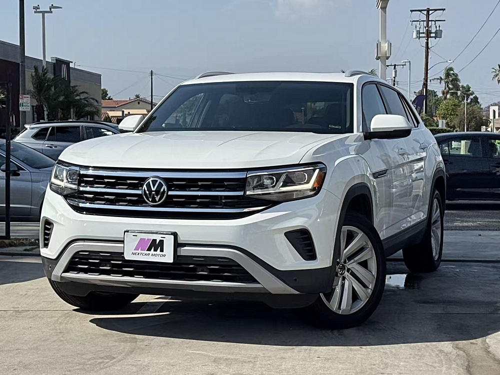 2020 Volkswagen Atlas Cross Sport's photo