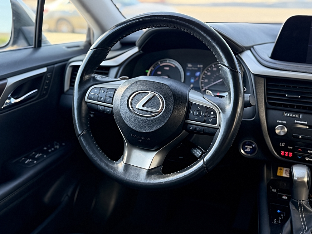 2022 Lexus RX Hybrid 450h - Photo 12
