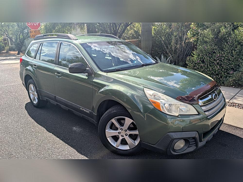 2014 Subaru Outback Base