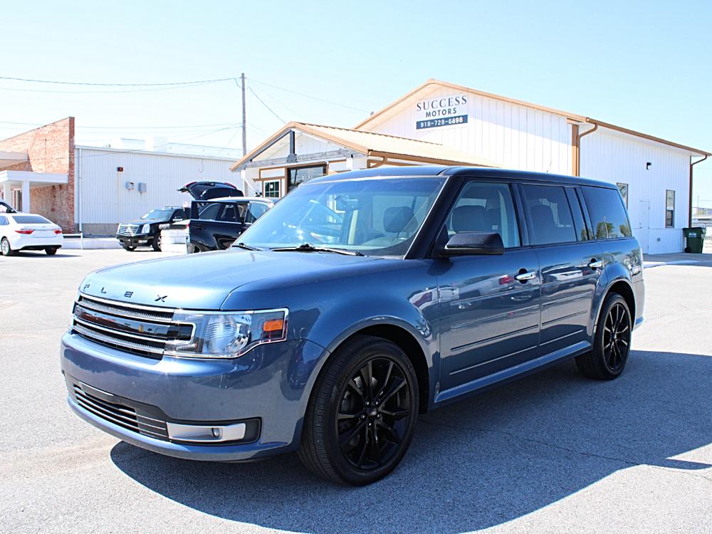 2019 Ford Flex SEL FWD's photo