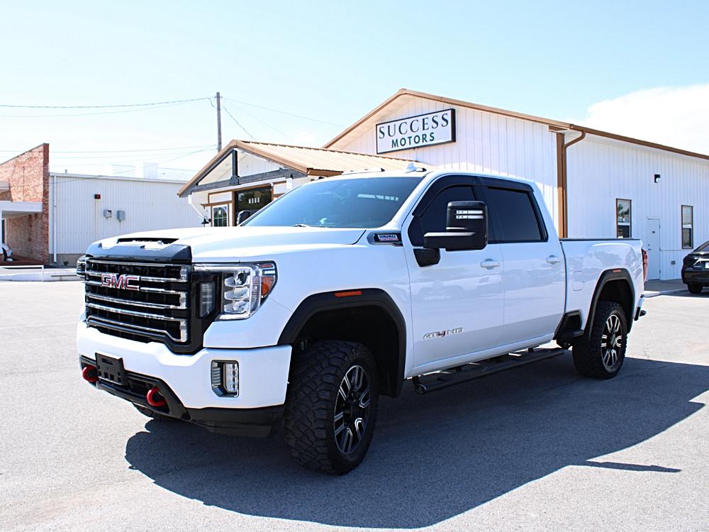 2021 GMC Sierra 4WD Crew Cab Standard Box AT4's photo