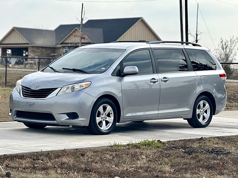 2013 Toyota Sienna LE