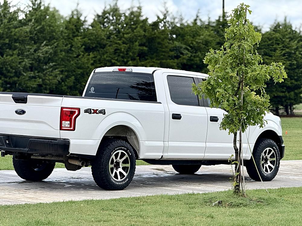 2010 Ford F-150 Lariat - Photo 24