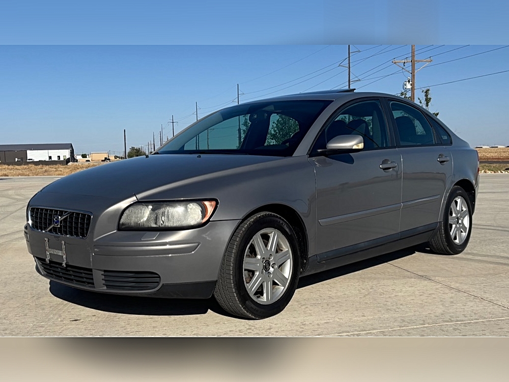 2006 Volvo S40 2.4i's photo