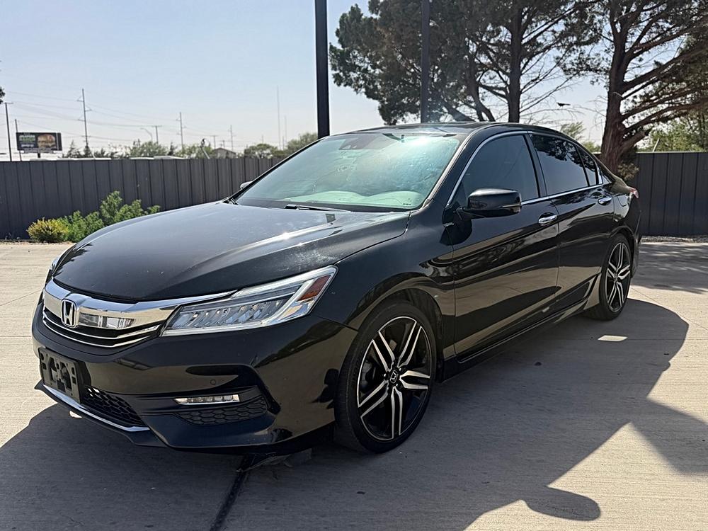 2017 Honda Accord Touring Auto's photo