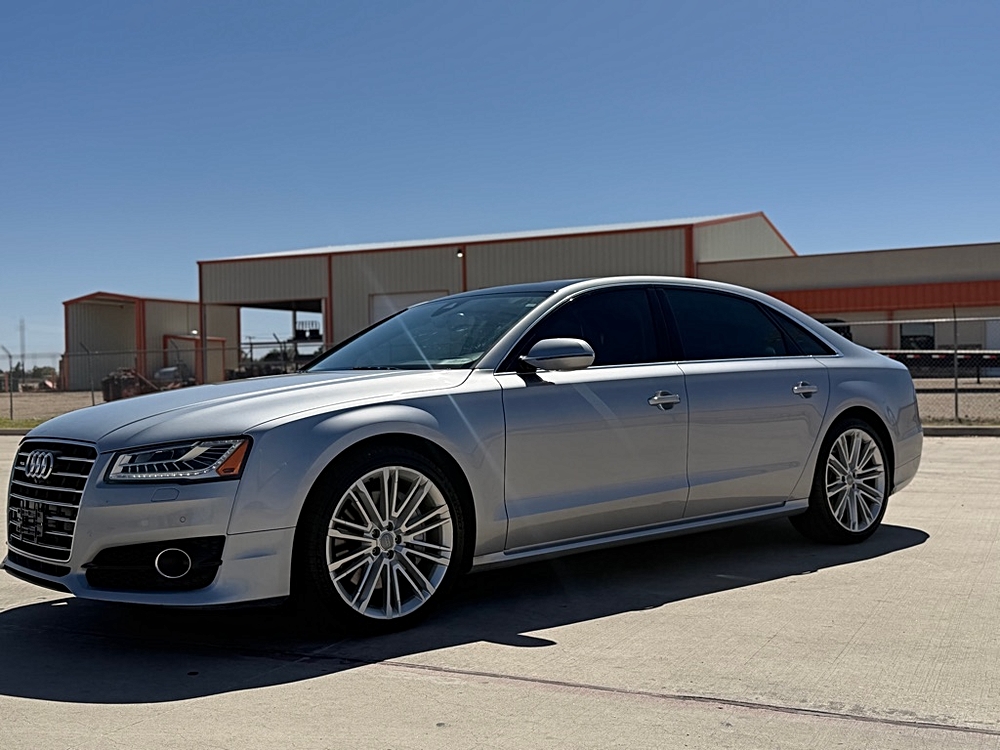 2017 Audi A8 4.0T Sport quattro Tiptronic's photo