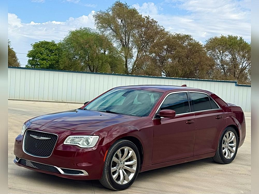 2017 Chrysler 300