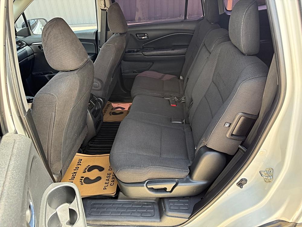 2018 Honda Pilot LX - Photo 12