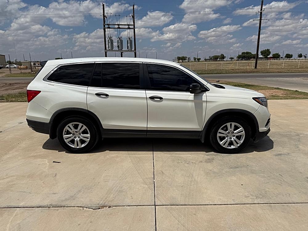 2018 Honda Pilot LX - Photo 8