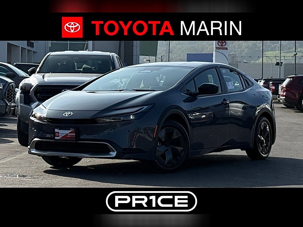 2026 Toyota Prius SE's photo