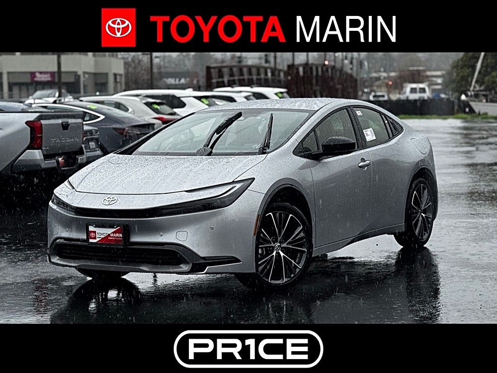 2026 Toyota Prius XLE's photo