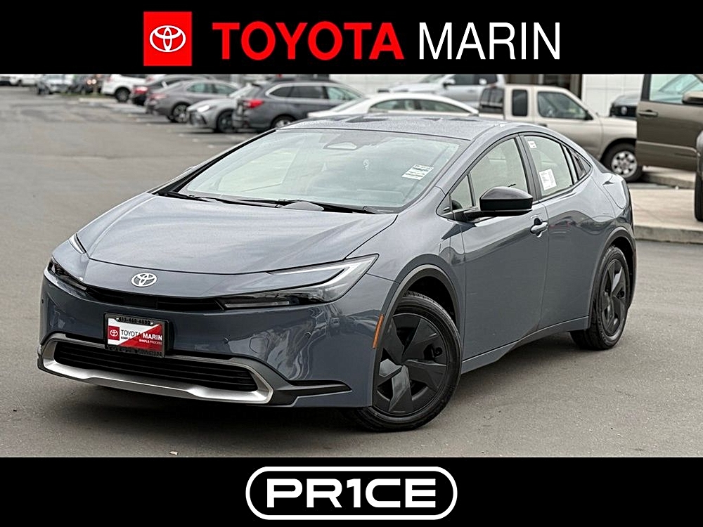 2026 Toyota Prius SE's photo