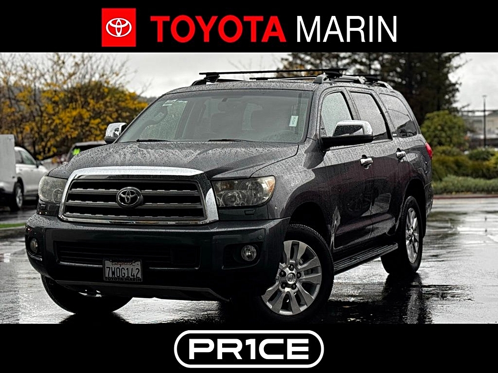 2016 Toyota Sequoia Platinum's photo