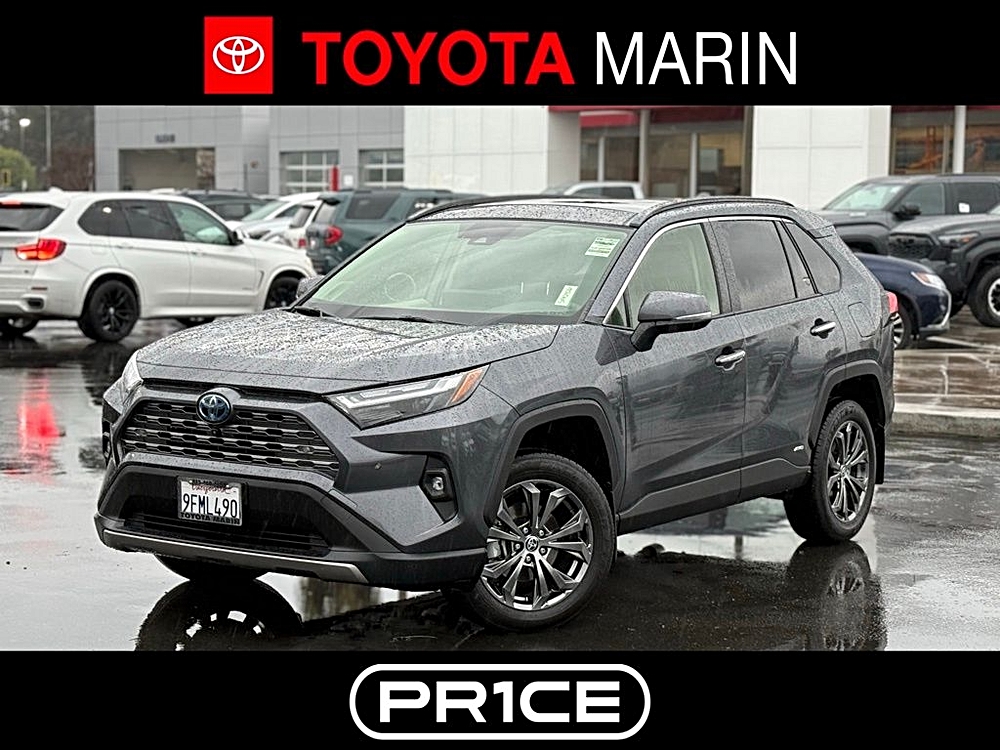 2023 Toyota RAV4 Limited's photo