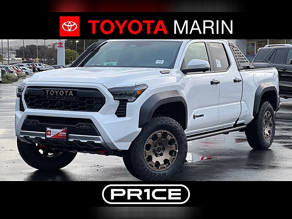 2025 Toyota Tacoma Trailhunter's photo