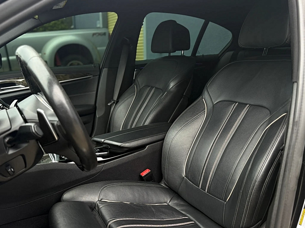 2018 BMW 5 Series 540i - Photo 23