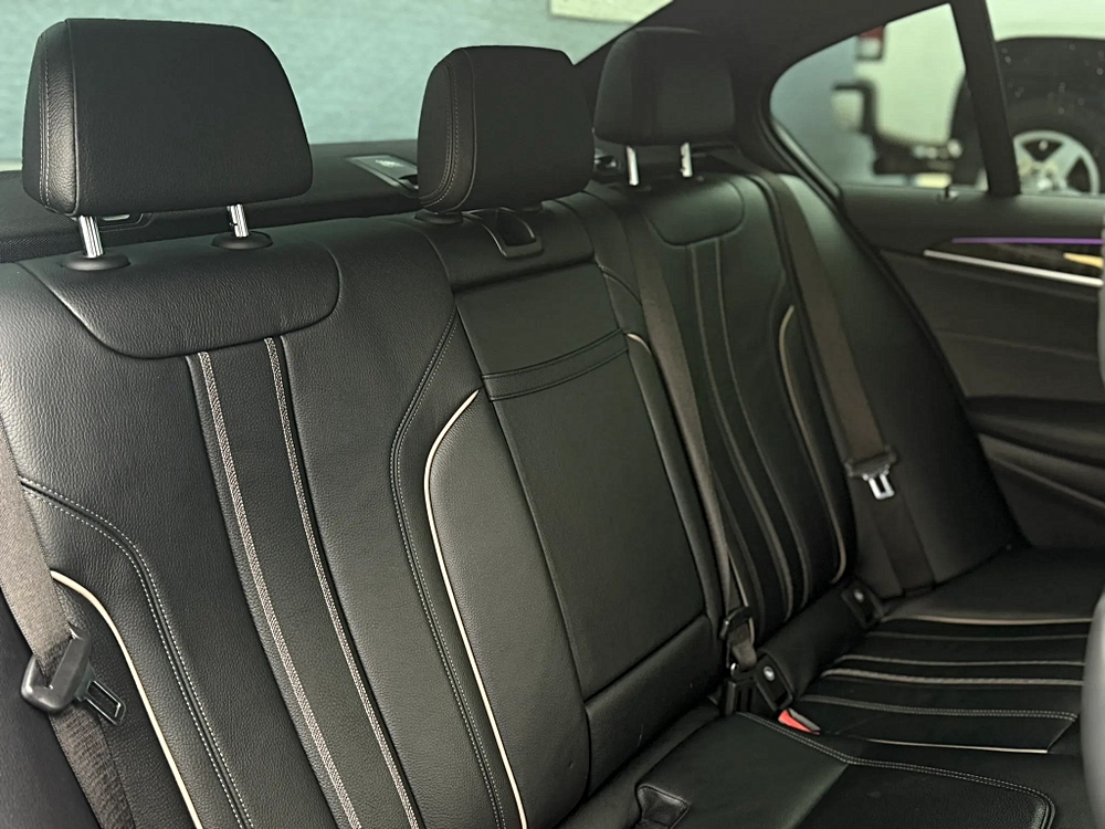 2018 BMW 5 Series 540i - Photo 25