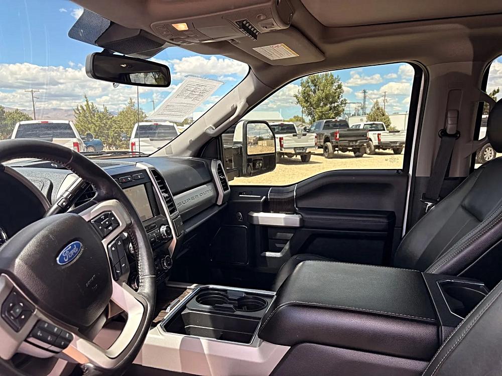 2020 Ford F-350 Super Duty XLT - Photo 22