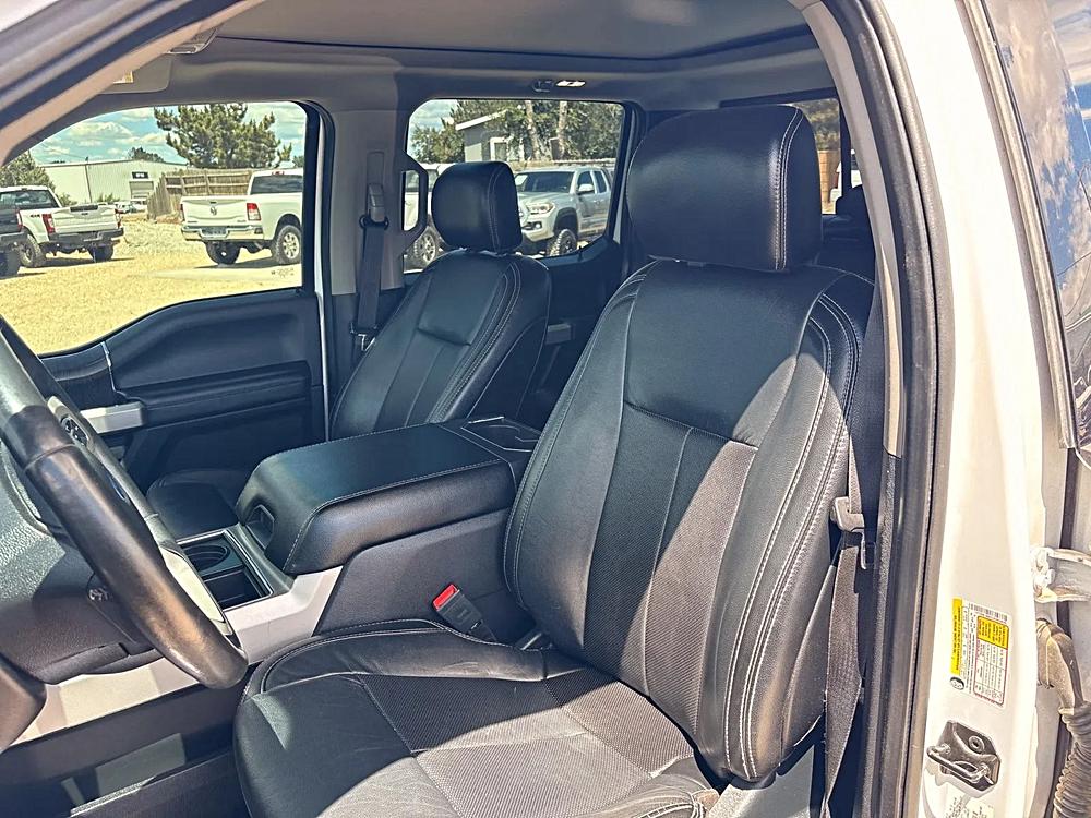 2020 Ford F-350 Super Duty XLT - Photo 24