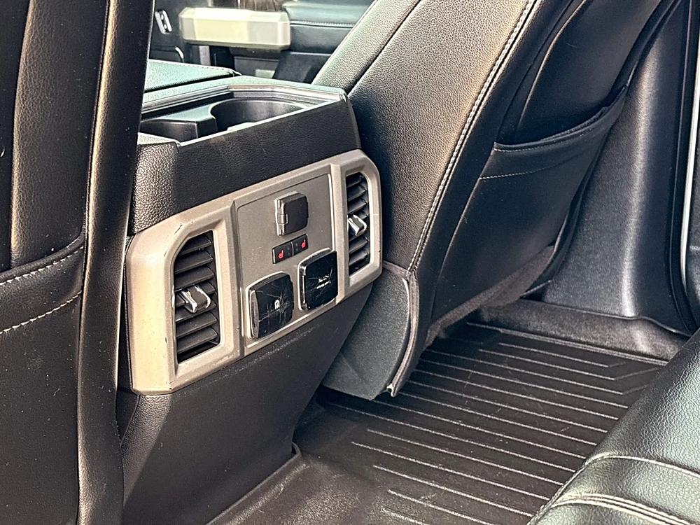 2020 Ford F-350 Super Duty XLT - Photo 31