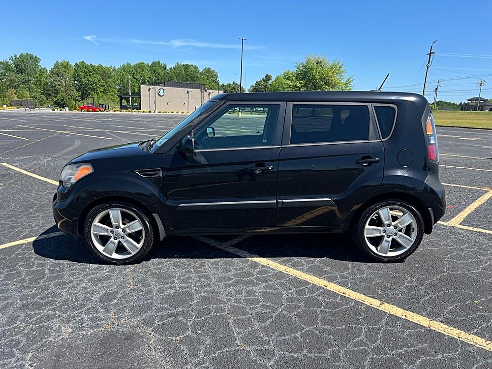 2011 Kia Soul Base's photo