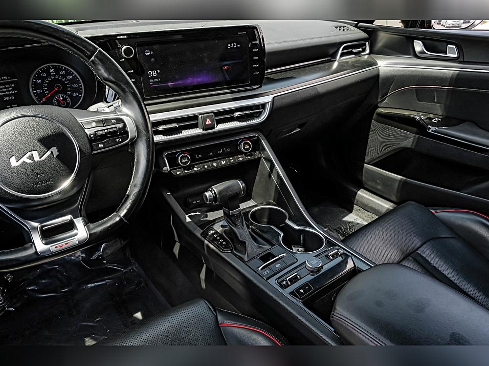 2022 Kia K5 GT - Photo 22