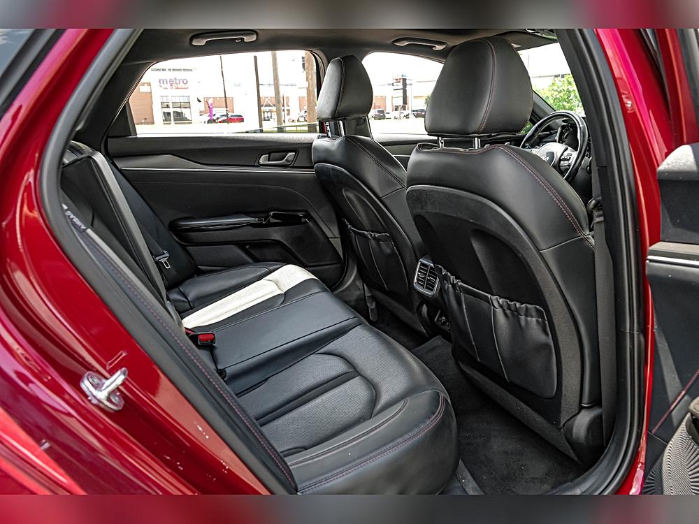 2022 Kia K5 GT - Photo 38