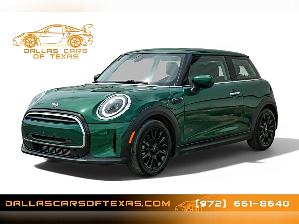 2023 MINI Hardtop Cooper's photo