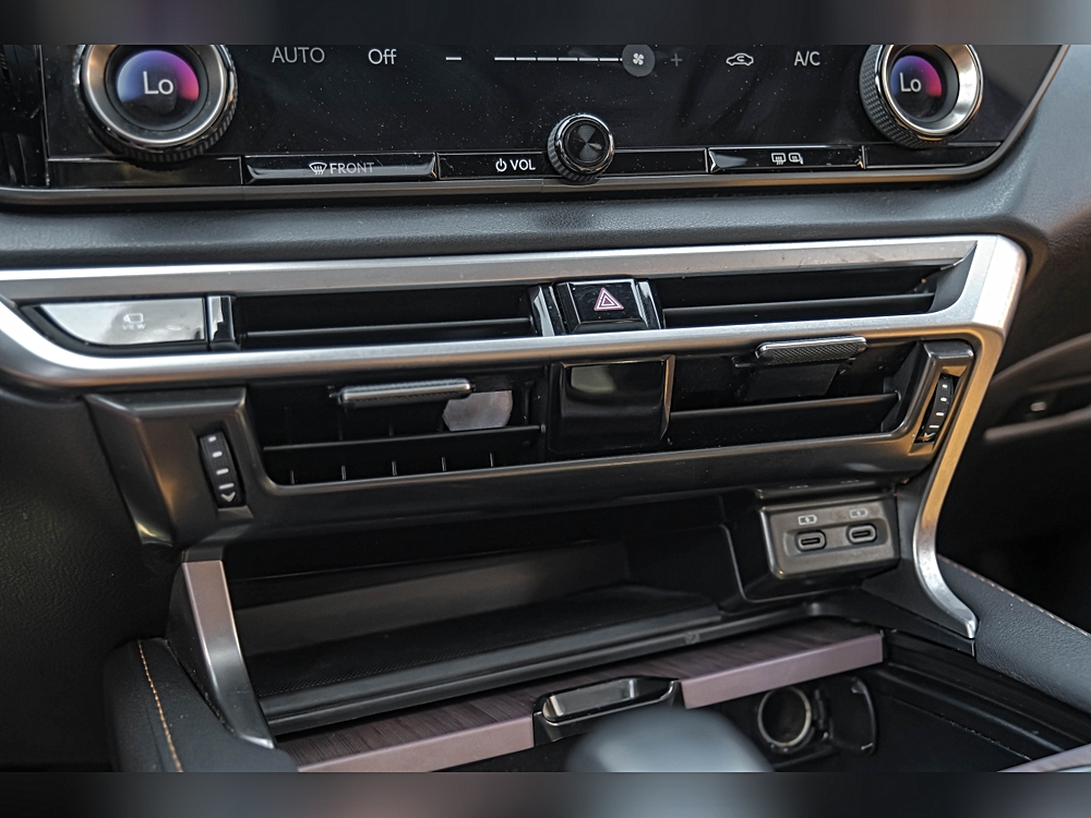 2023 Lexus RX 350 - Photo 31
